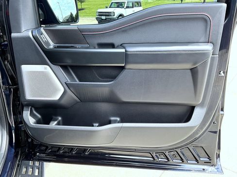 Used 2025 Ford F150 Raptor AWD/4WD image 17