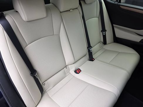 Used 2025 Lexus ES 350 w/ Premium Package FWD image 26