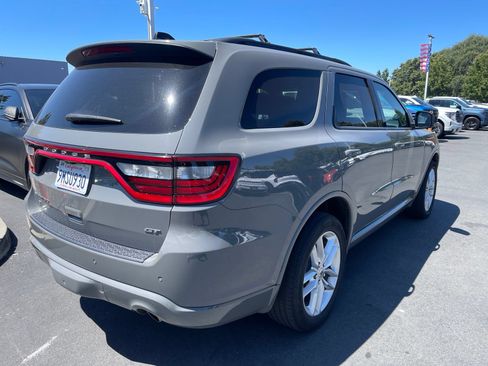 Used 2024 Dodge Durango GT AWD/4WD image 2
