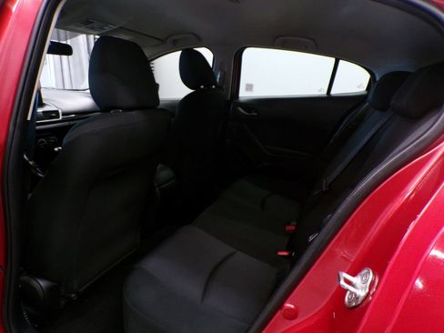 Used 2015 MAZDA MAZDA3 i Sport image 19