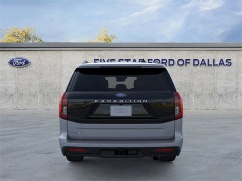 New 2025 Ford Expedition Max Active image 5