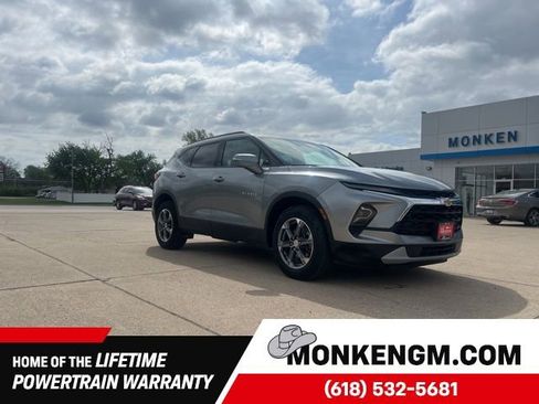 Used 2023 Chevrolet Blazer LT FWD image 1