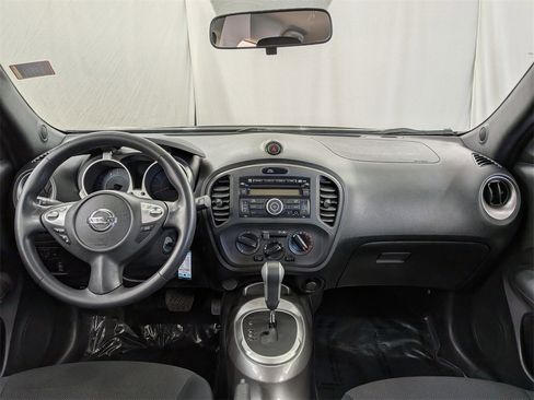 Used 2013 Nissan Juke S image 14