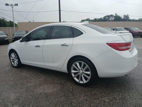 Used 2017 Buick Verano Leather FWD image 5
