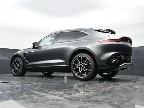 Used 2021 Aston Martin DBX AWD/4WD image 44