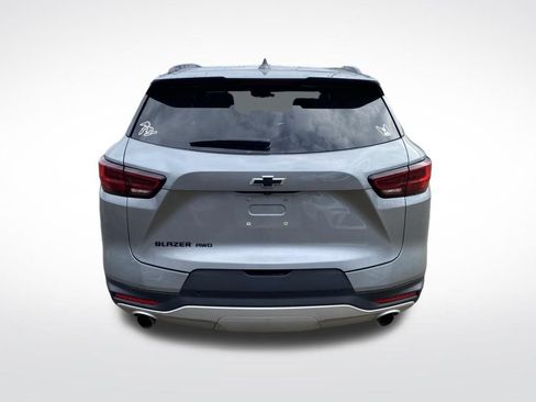 Used 2025 Chevrolet Blazer LT w/ Convenience Package image 6