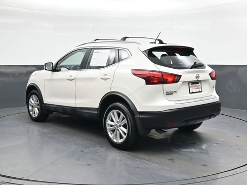 Used 2018 Nissan Rogue Sport SV image 6