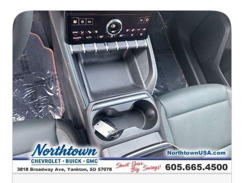 New 2026 GMC Terrain AT4 w/ Convenience Package III image 17