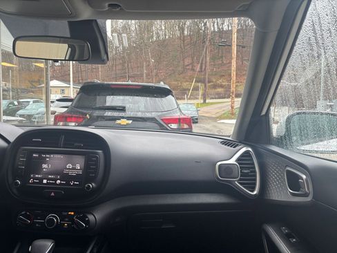 Used 2025 Kia Soul LX w/ LX Technology Package image 33