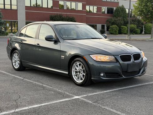 Used 2010 BMW 328i xDrive Sedan AWD/4WD image 1