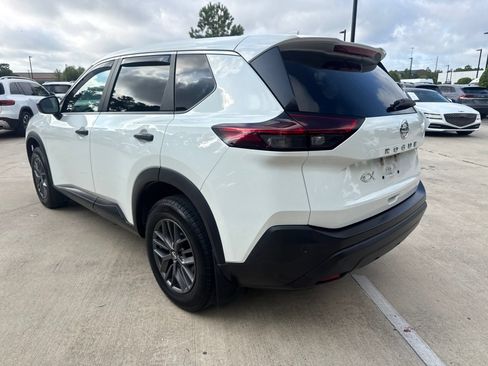 Used 2021 Nissan Rogue S FWD image 6