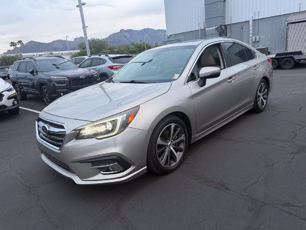 Used 2018 Subaru Legacy 3.6R Limited AWD/4WD image 3
