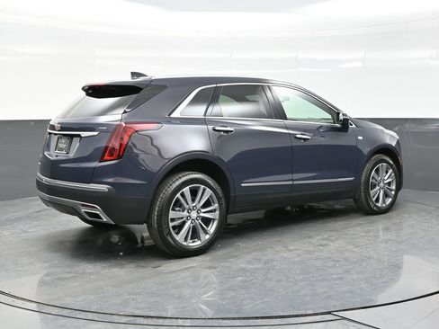 New 2025 Cadillac XT5 Premium Luxury w/ LPO, Floor Liner Package image 7