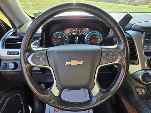 Used 2019 Chevrolet Tahoe Premier AWD/4WD image 32