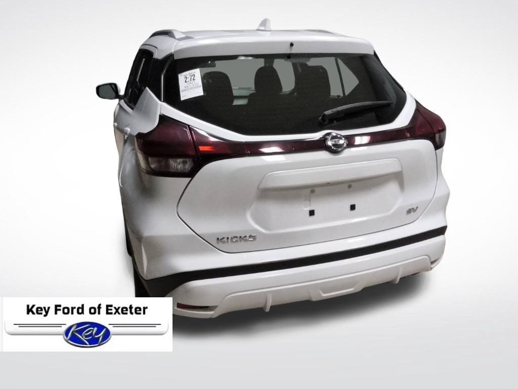 Used 2021 Nissan Kicks SV FWD image 11