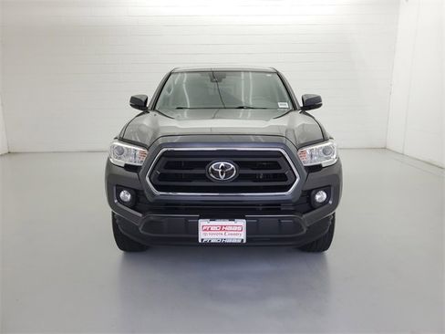 Used 2021 Toyota Tacoma SR5 image 3