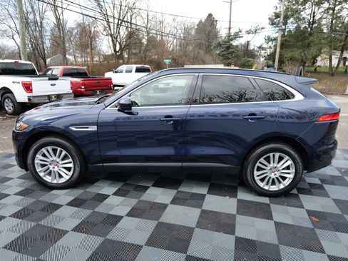 Used 2018 Jaguar F-PACE Prestige image 8