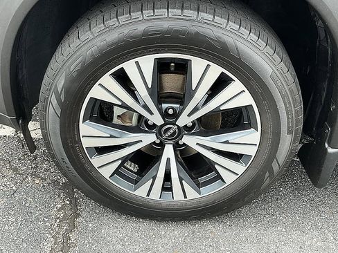 Certified 2023 Nissan Rogue SV AWD/4WD image 9