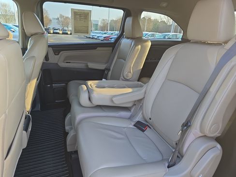 Used 2019 Honda Odyssey EX-L image 14