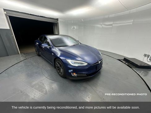 Used 2020 Tesla Model S Long Range Plus image 8