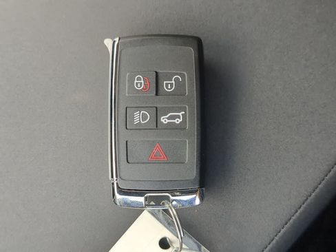 New 2026 Land Rover Discovery Sport Landmark AWD/4WD image 38