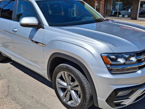 Used 2019 Volkswagen Atlas SE w/ Towing Package AWD/4WD image 1