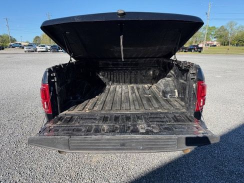 Used 2015 Ford F150 Lariat w/ Equipment Group 502A Luxury image 10