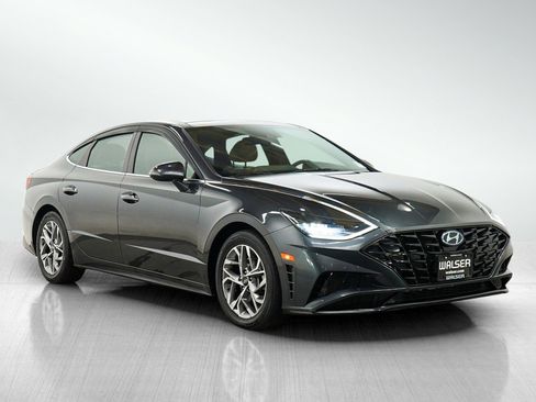 Used 2020 Hyundai Sonata SEL w/ Premium + Sunroof Package FWD image 7