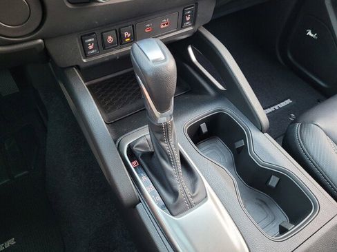 Used 2024 Nissan Frontier SL w/ Technology Package image 22