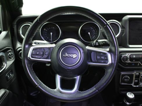 Used 2022 Jeep Wrangler Unlimited Sahara w/ Safety Group image 23