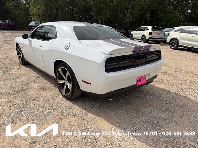 Used 2019 Dodge Challenger R/T w/ Driver Convenience Group RWD image 8