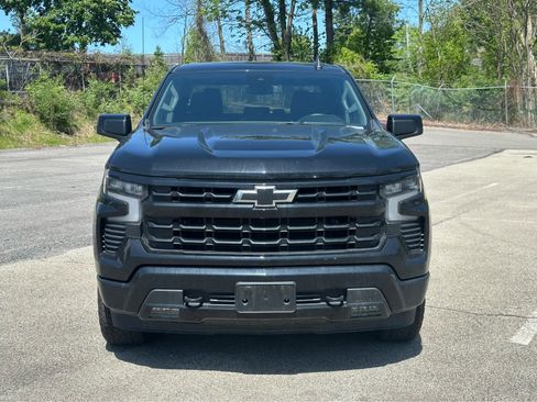 Used 2024 Chevrolet Silverado 1500 RST AWD/4WD image 2