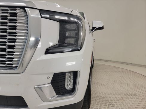 Used 2021 GMC Yukon Denali w/ Denali Ultimate Package RWD image 9