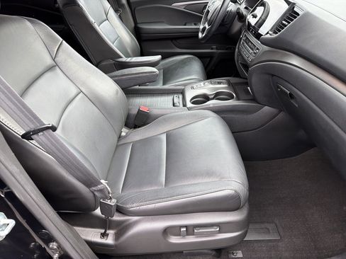 Used 2022 Honda Pilot Special Edition image 11