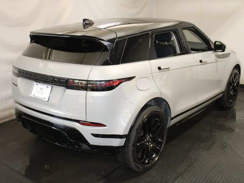 Used 2024 Land Rover Range Rover Evoque Dynamic SE AWD/4WD image 4