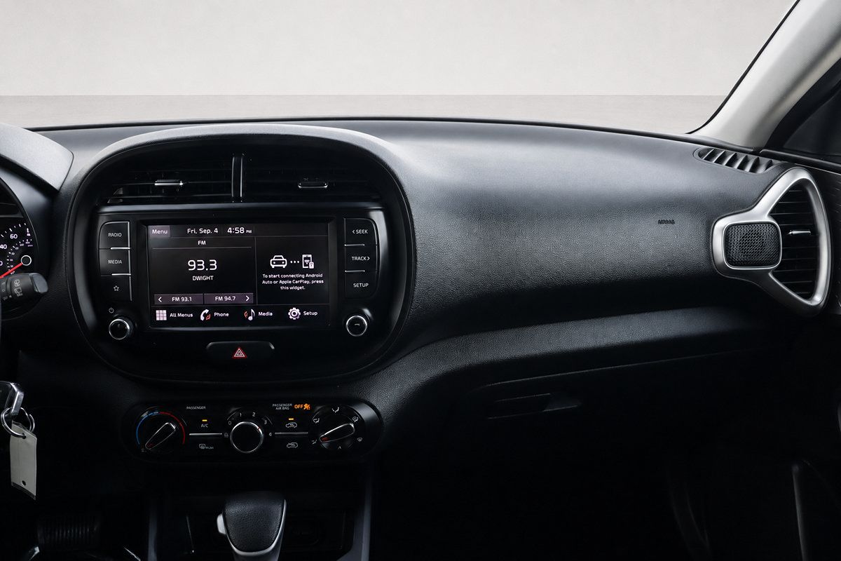 Used 2022 Kia Soul LX w/ Technology Package FWD image 30