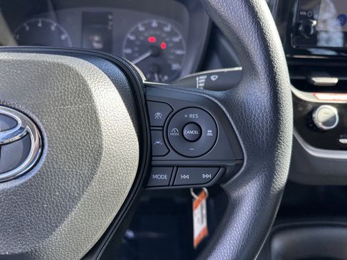 Certified 2025 Toyota Corolla LE image 20