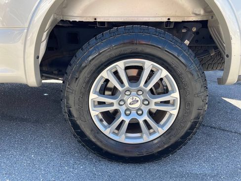 Used 2017 Ford F150 Lariat AWD/4WD image 13