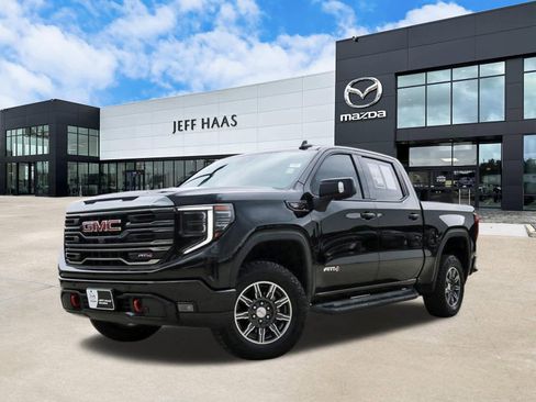 Used 2024 GMC Sierra 1500 AT4 w/ Technology Package AWD/4WD image 1
