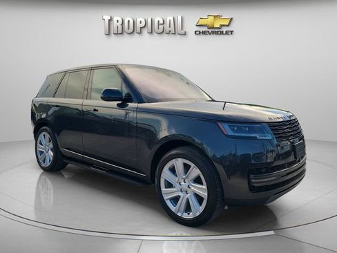 Used 2023 Land Rover Range Rover SE AWD/4WD image 7