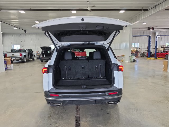 Used 2026 Buick Enclave Preferred AWD/4WD image 29
