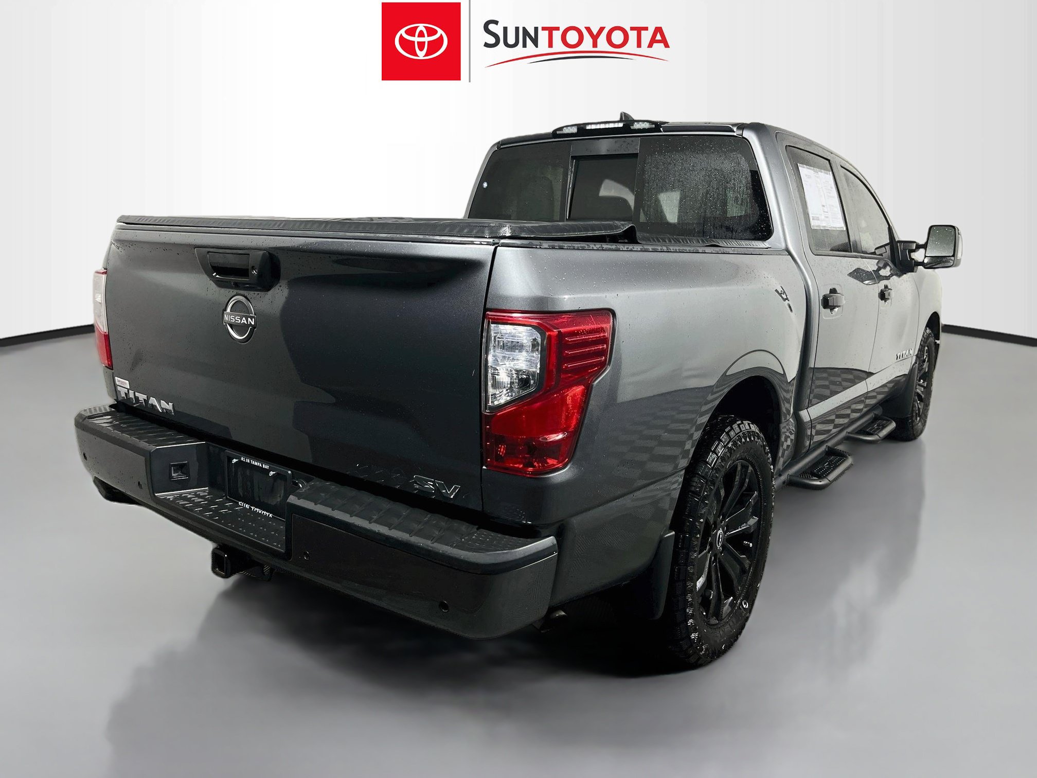 Used 2023 Nissan Titan SV w/ SV Convenience Package RWD image 4