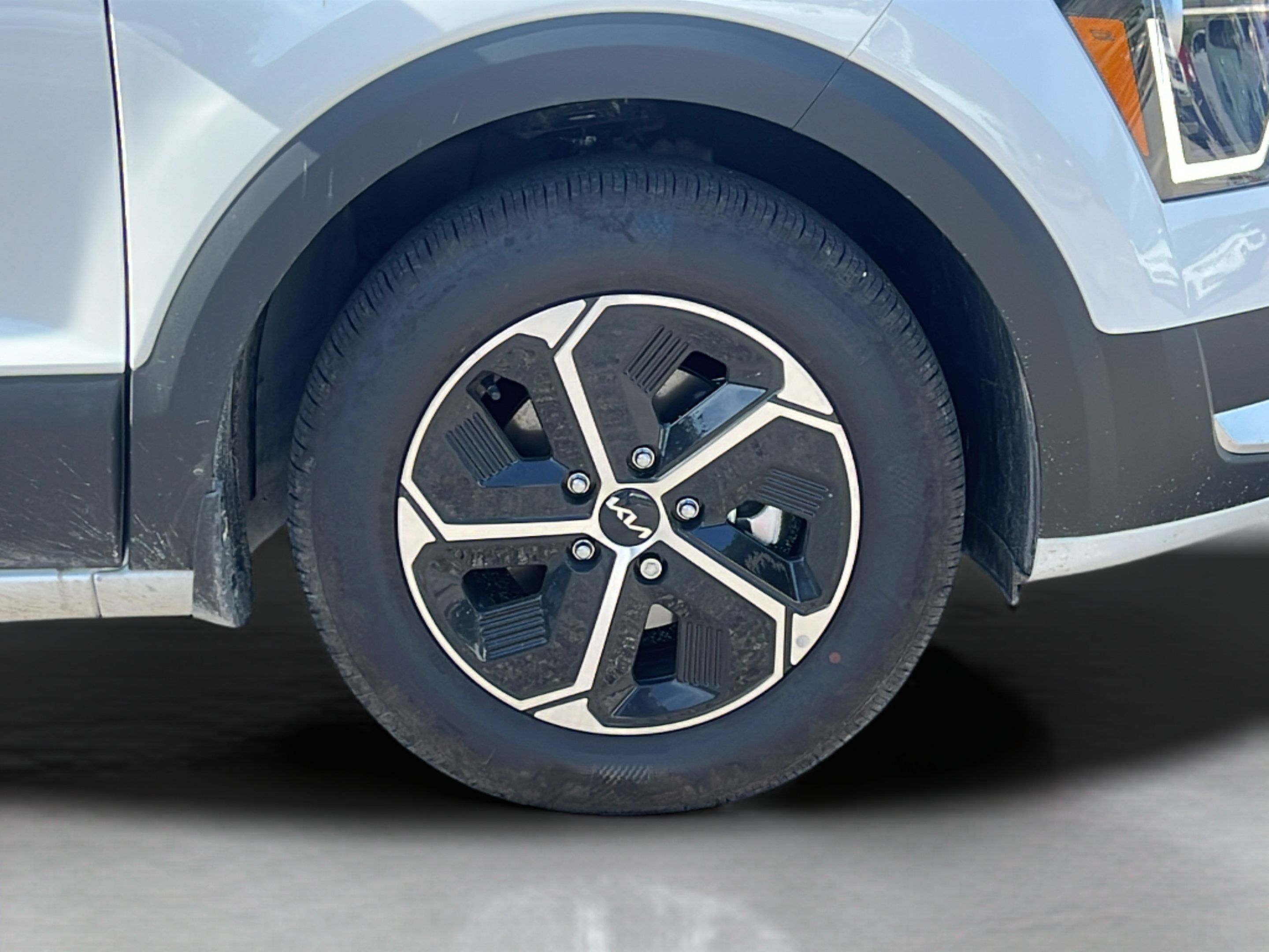 New 2026 Kia Niro LX FWD image 24