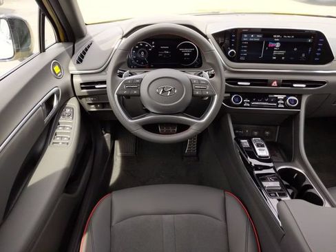 Used 2021 Hyundai Sonata SEL Plus w/ Tech Package FWD image 15