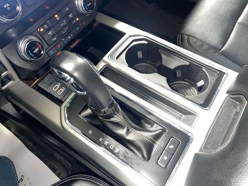 Used 2020 Ford F150 Lariat w/ Equipment Group 502A Luxury AWD/4WD image 20