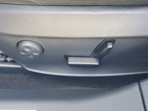 Used 2016 Tesla Model S 90D image 21