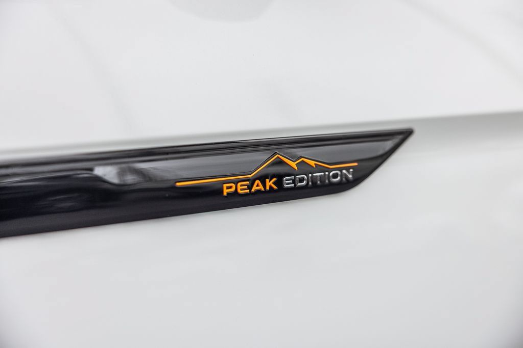 New 2026 Volkswagen Atlas Peak Edition AWD/4WD image 9