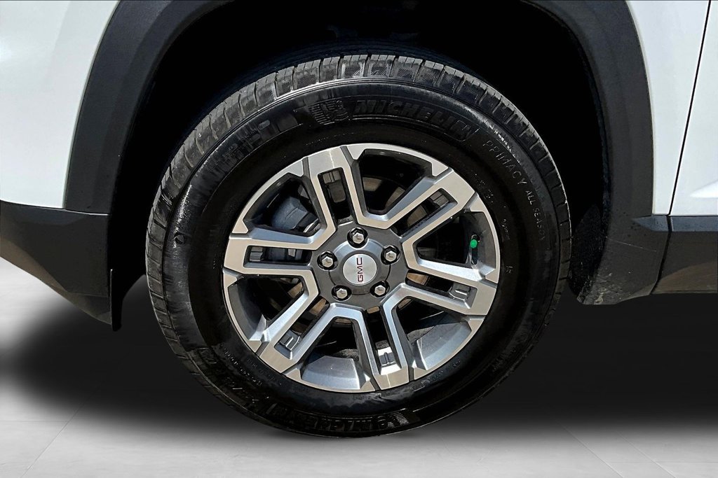 Used 2025 GMC Terrain Elevation AWD/4WD image 36
