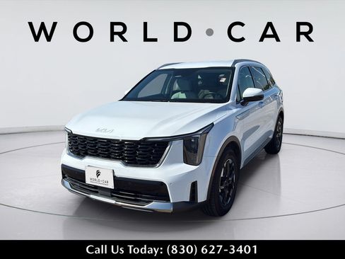 Used 2025 Kia Sorento S FWD image 12