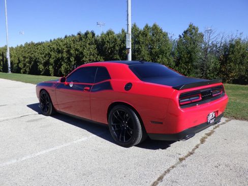 Used 2017 Dodge Challenger T/A image 3